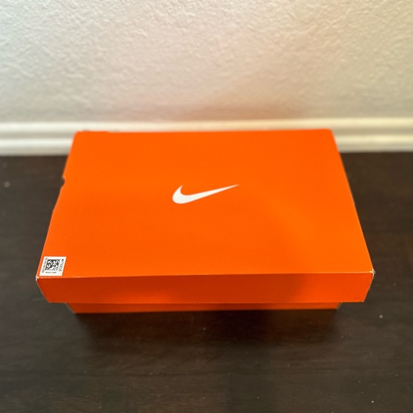 👟 Nike Flex Experience Run 9 Running Shoes - Wide - NWOT 👟 - Picture 2 of 9